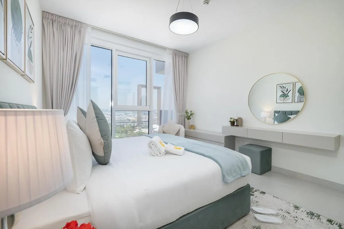Vogue Al Wasl 1 Residence East 17Th Floor With Balcony View Of Zabeel Park And Dubai Frame, Walkable To Dubai Metro, Near Sheikh Zayed Road & Dubai World Trade Centre 0*,  United Arab Emirates