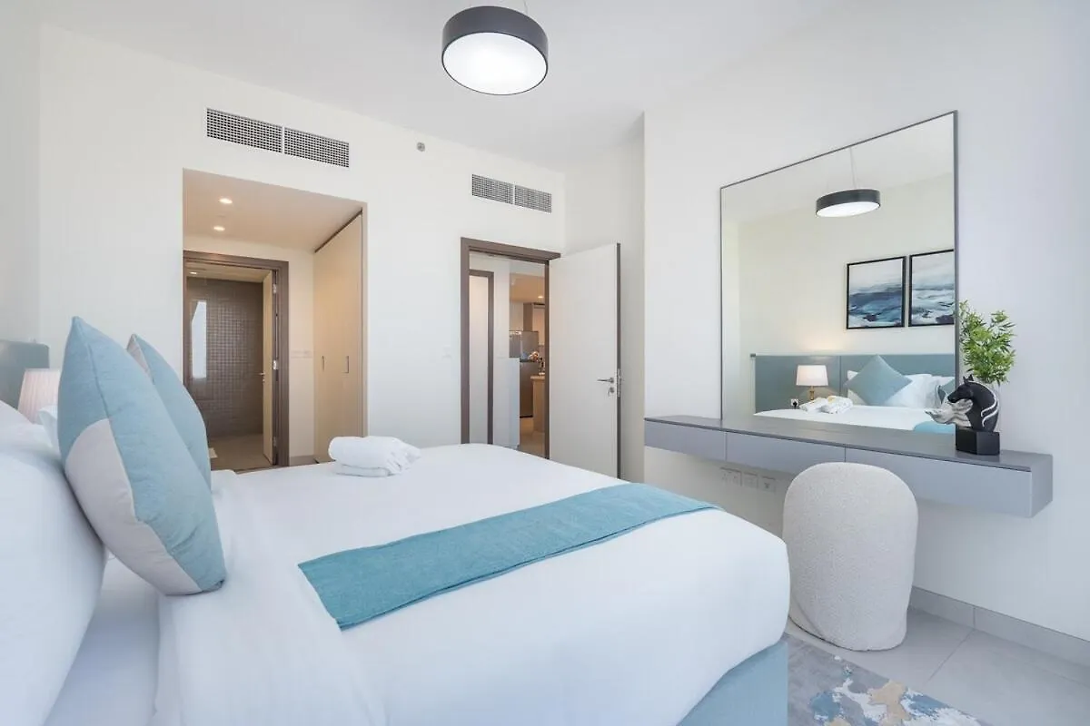 Vogue Al Wasl 1 Residence East 17Th Floor With Balcony View Of Zabeel Park And Dubai Frame, Walkable To Dubai Metro, Near Sheikh Zayed Road & Dubai World Trade Centre