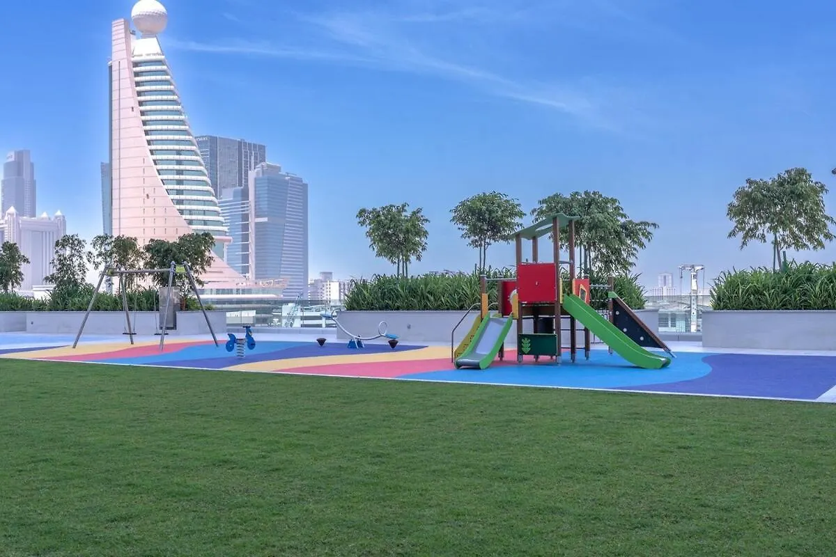 Vogue Al Wasl 1 Residence East 17Th Floor With Balcony View Of Zabeel Park And Dubai Frame, Walkable To Dubai Metro, Near Sheikh Zayed Road & Dubai World Trade Centre 0*,  United Arab Emirates