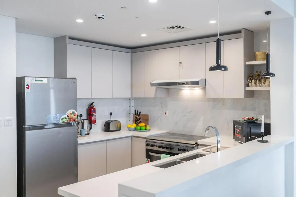 Apartment Vogue Al Wasl 1 Residence East 17Th Floor With Balcony View Of Zabeel Park And Dubai Frame, Walkable To Dubai Metro, Near Sheikh Zayed Road & Dubai World Trade Centre