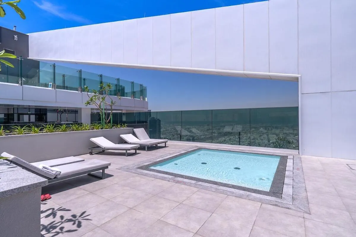 Vogue Al Wasl 1 Residence East 17Th Floor With Balcony View Of Zabeel Park And Dubai Frame, Walkable To Dubai Metro, Near Sheikh Zayed Road & Dubai World Trade Centre United Arab Emirates