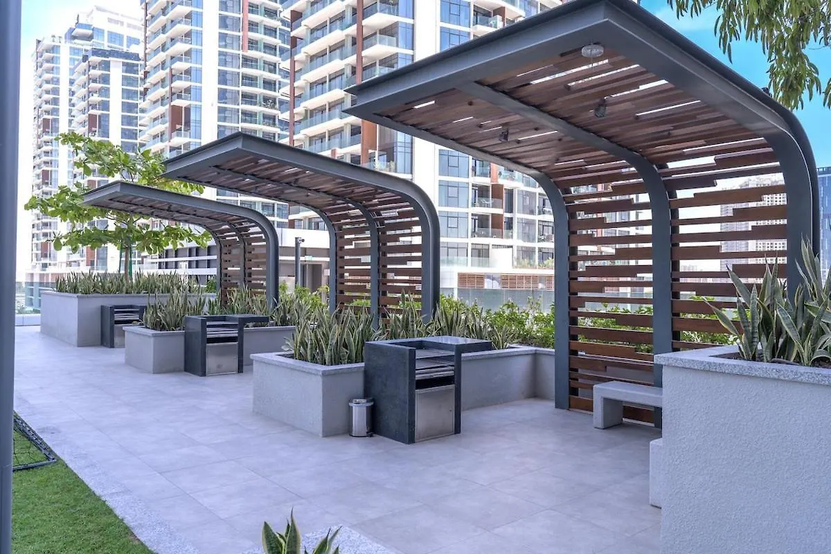 Vogue Al Wasl 1 Residence East 17Th Floor With Balcony View Of Zabeel Park And Dubai Frame, Walkable To Dubai Metro, Near Sheikh Zayed Road & Dubai World Trade Centre